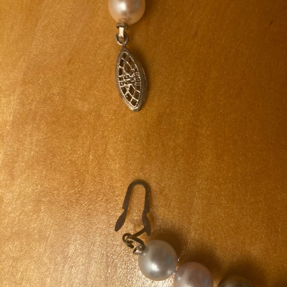 Polished Pearls 🦢 - Picture 2 of 4